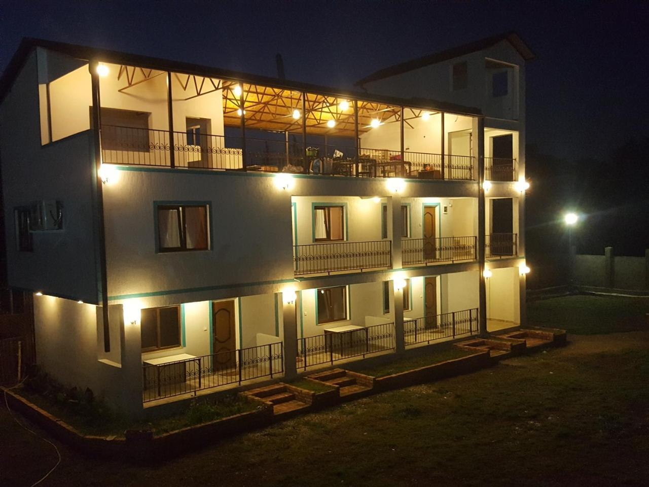Apsa Butik Hotel Sukhumi Eksteriør billede